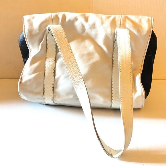 POUR LA VICTOIRE DE STIJL SQUARE DUFFLE - Picture 5 of 5